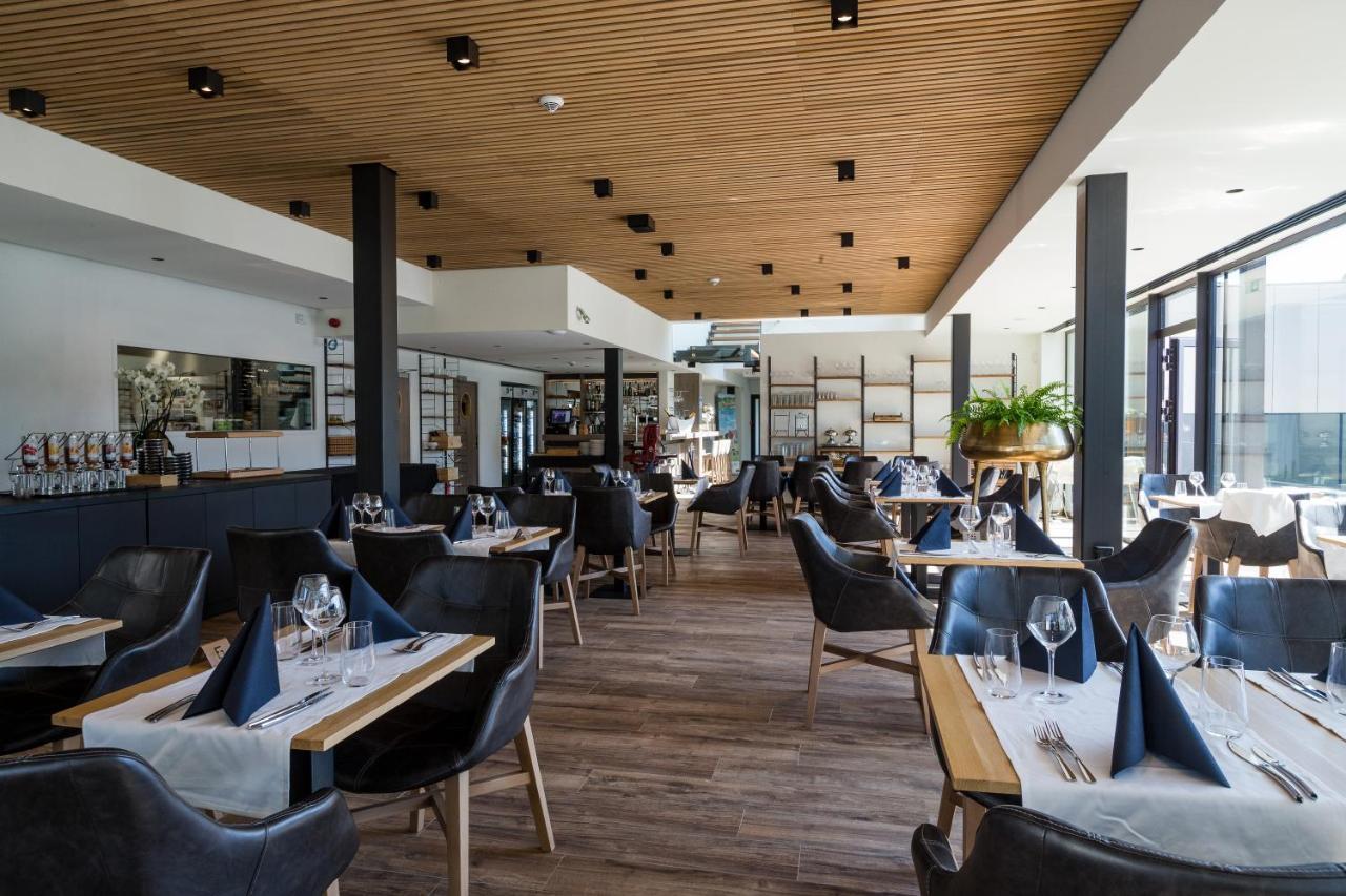 Boussu-lez-Walcourt Golden Lakes Hotel מראה חיצוני תמונה